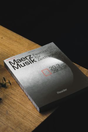 Cover of the MaerzMusik 2020 reader