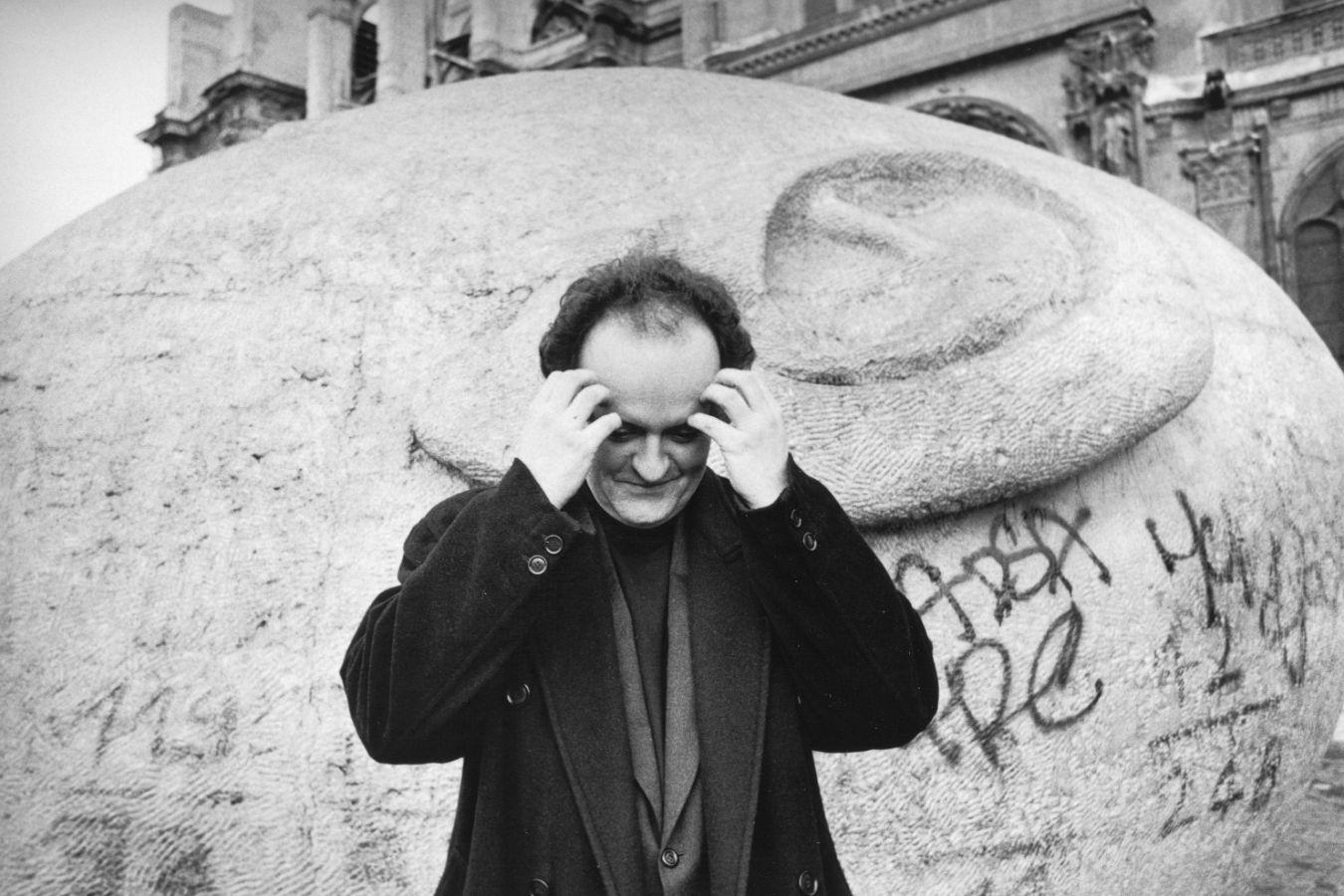 Schwarz-Weiß-Porträt von Wolfgang Rihm