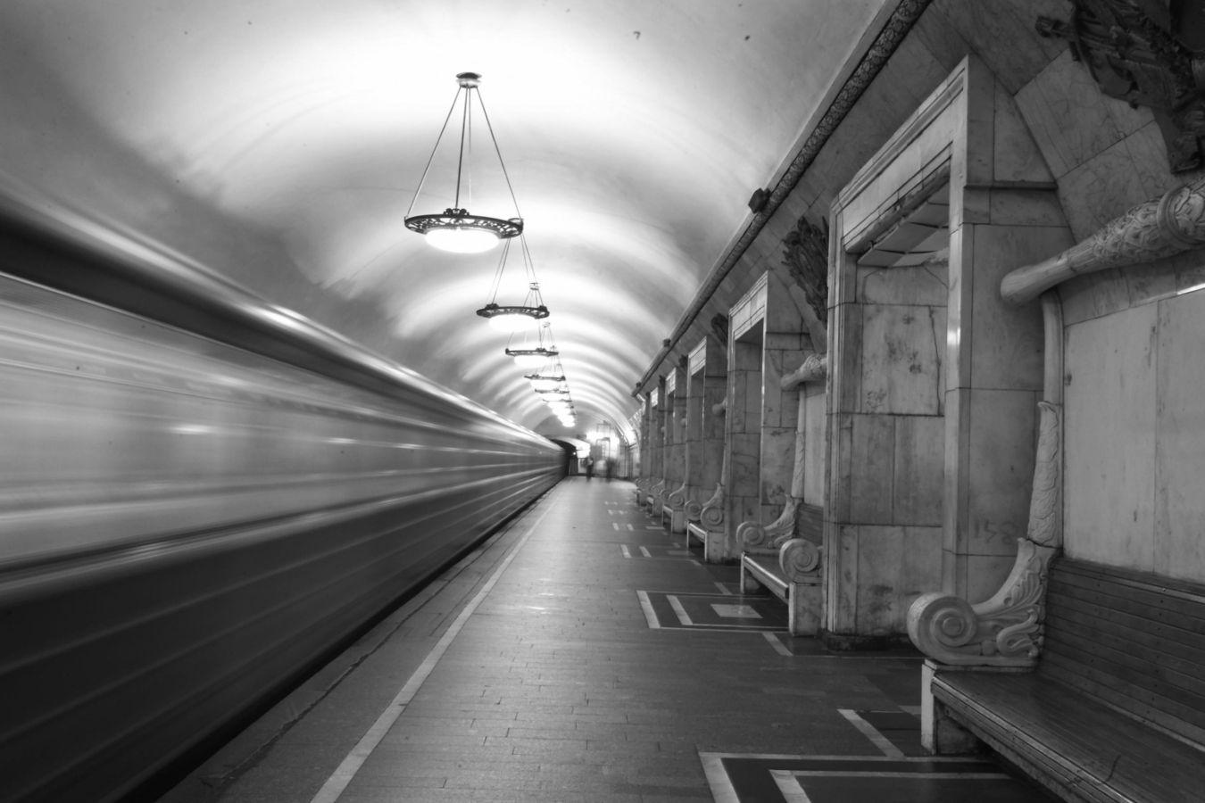 A metro platform