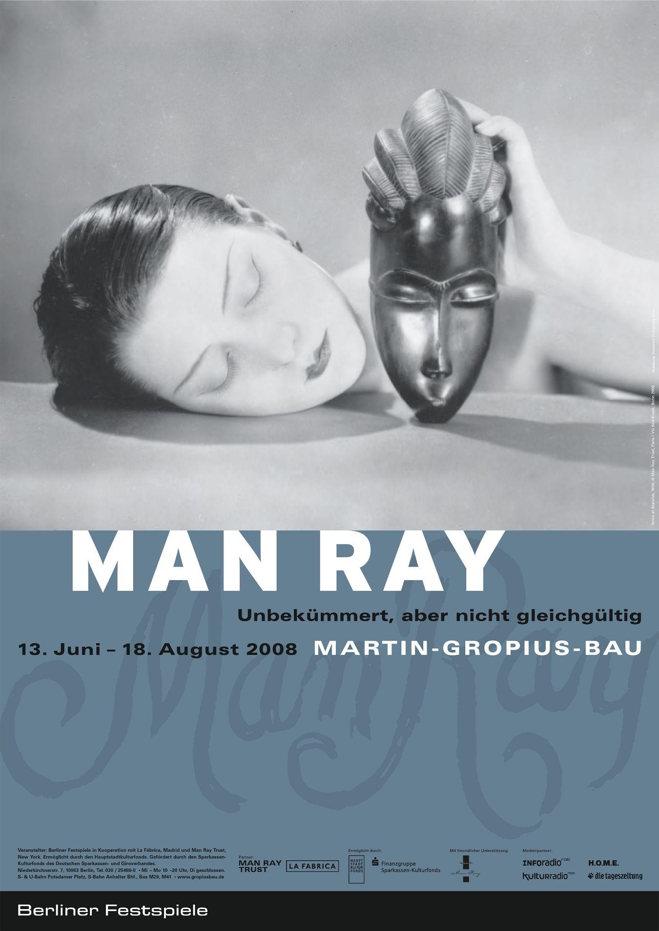 Plakat zur Ausstellung „Man Ray: Unbekümmert, aber nicht gleichgültig“