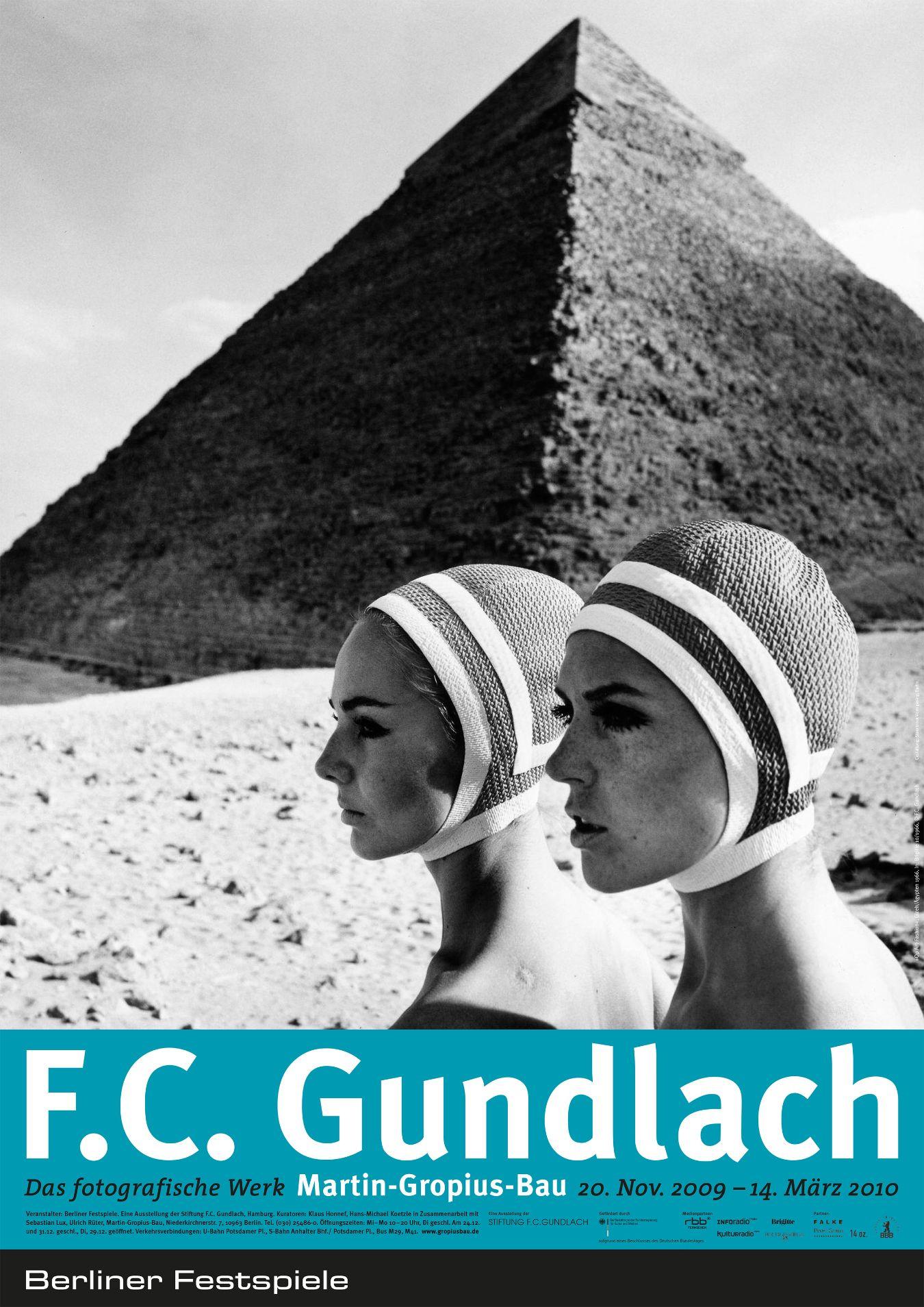Plakat zur Ausstellung „F.C. Gundlach. Das fotografische Werk“