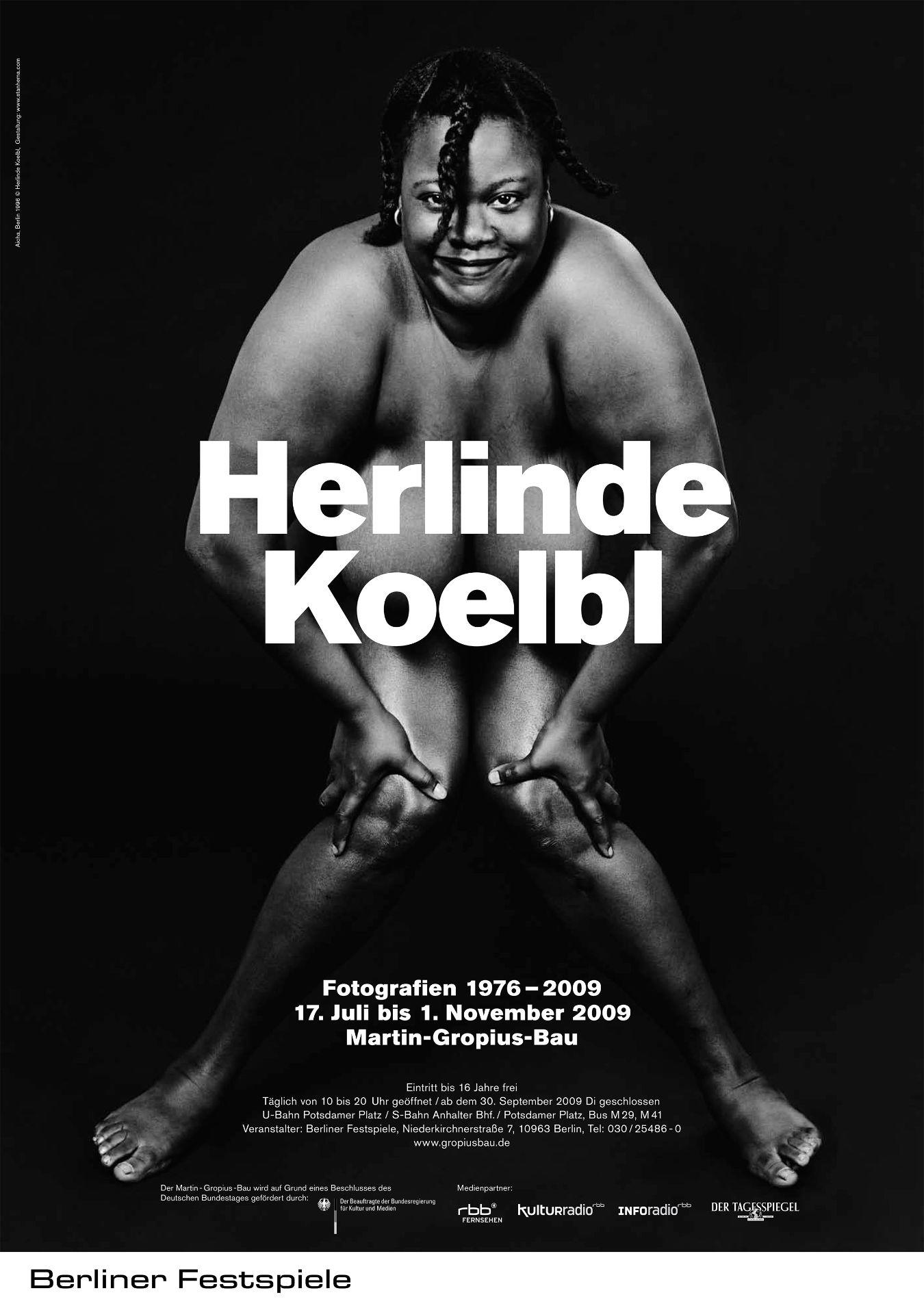 Plakat zur Ausstellung „Herlinde Koelbl“