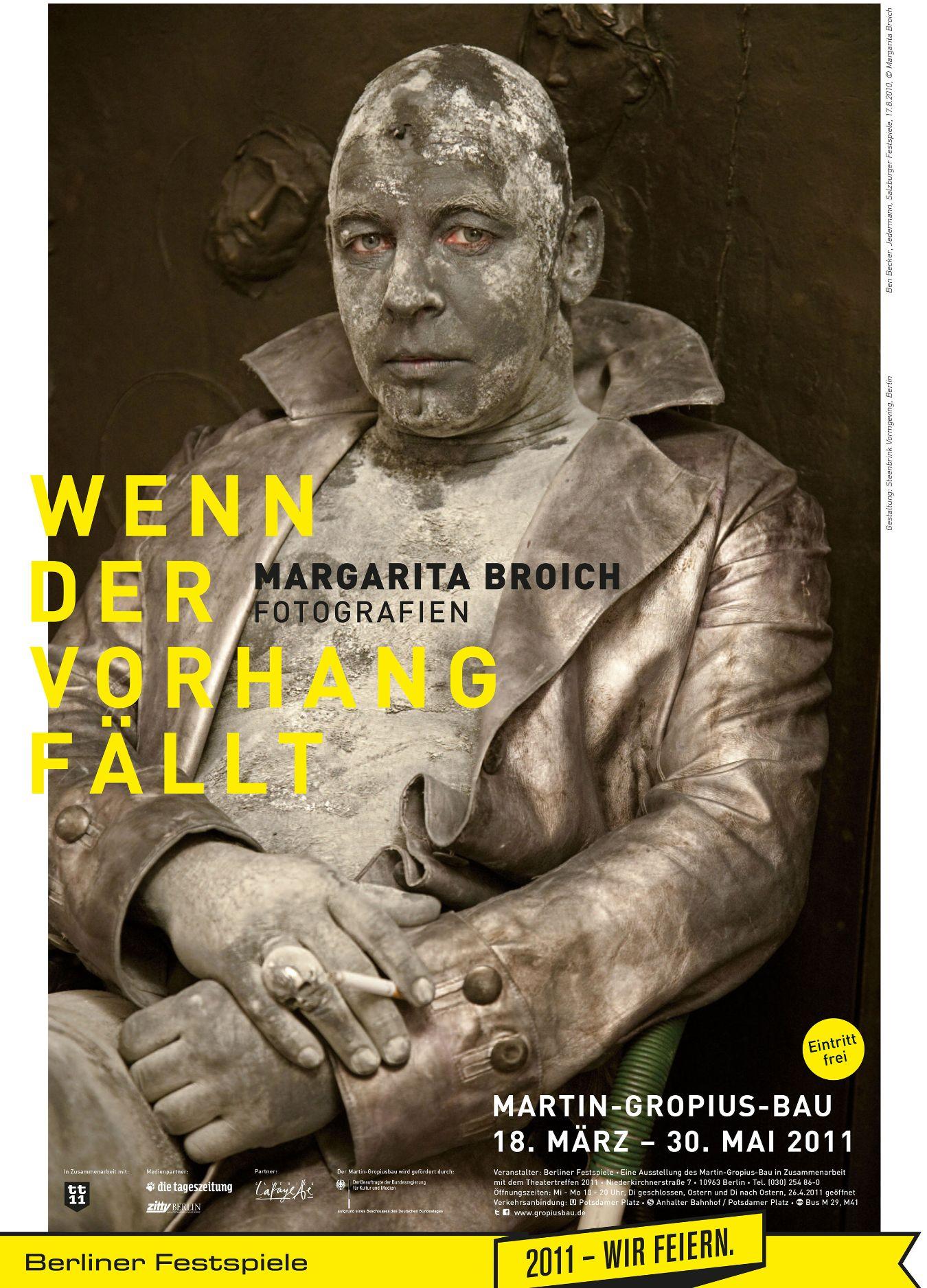 Poster of the exhibition “When the Curtain Falls. Margarita Broich – Photographs”