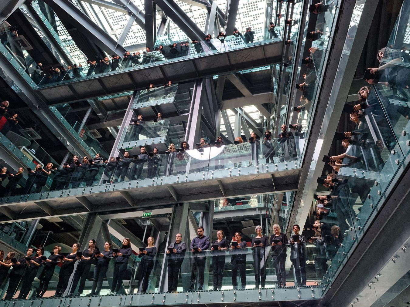 Héctor Zamora, Ruptura, 2017, Foto: Blaise Adilon, Courtesy: Biennale de Lyon