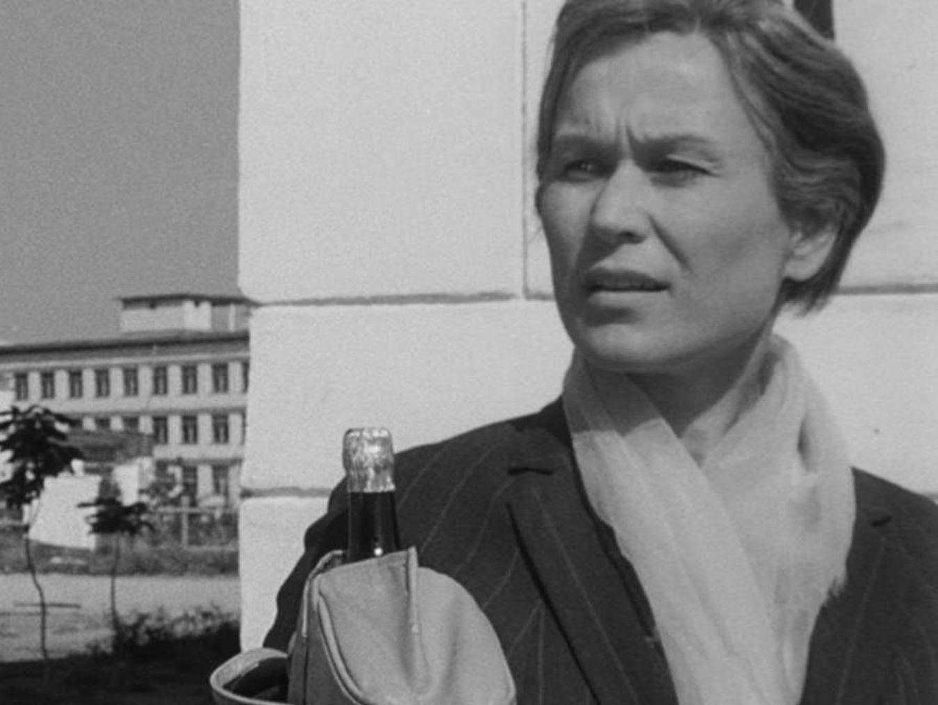 Filmstill aus „Flügel“