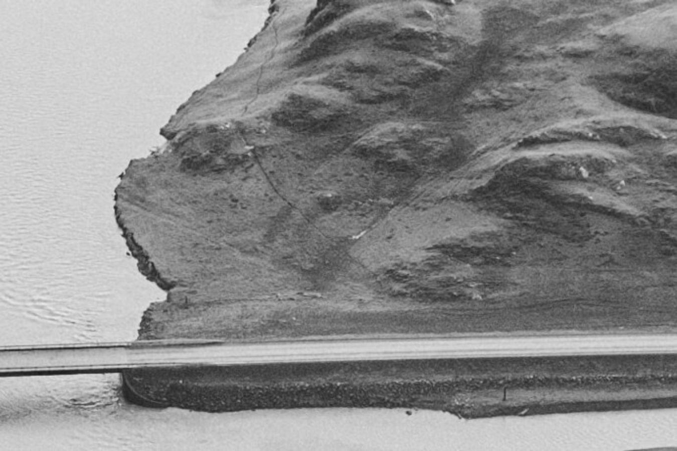 River delta in Island © iStock.com / Oleh_Slobodeniuk