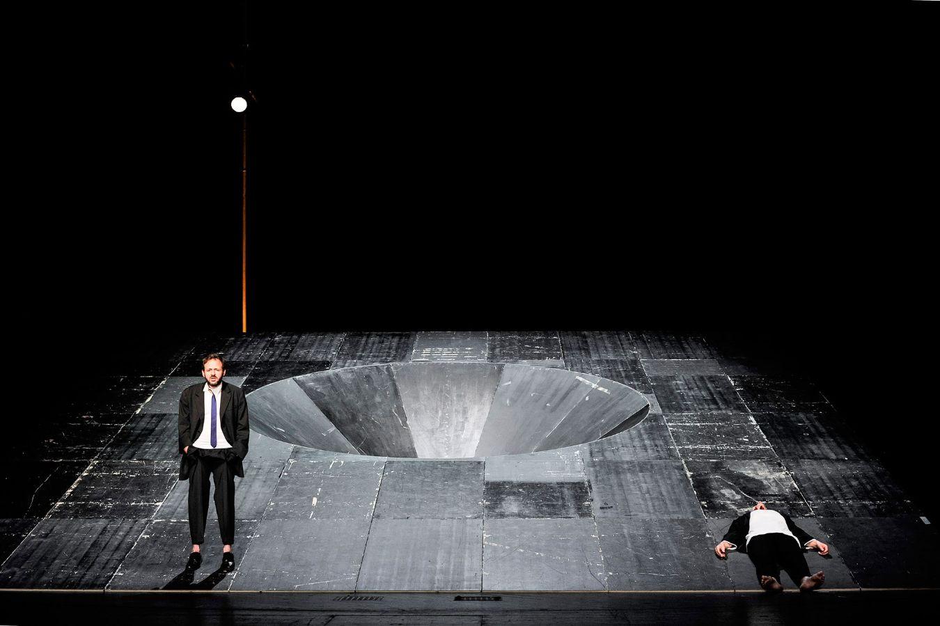 Warten auf Godot © Arno Declair