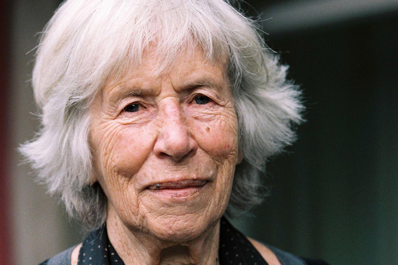 Porträt von Nele Hertling