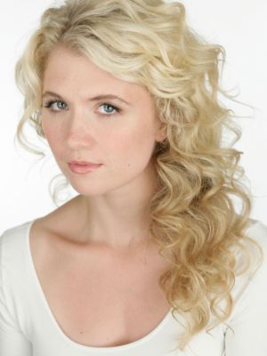 Scarlett Strallen