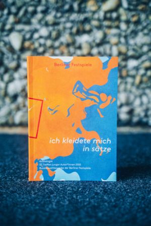 Umschlag der Anthologie 37. Treffen junger Autor*innen 2022
