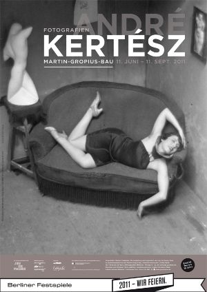 Plakat zur Ausstellung „André Kertész – Fotografien“