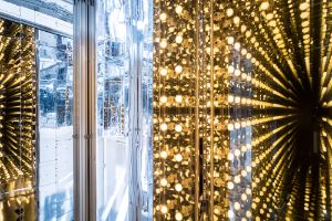 Lee Bul, Via Negativa II, 2014. Ausstellungsansicht Lee Bul: Crash, Gropius Bau, 2018. Foto: Mathias Völzke