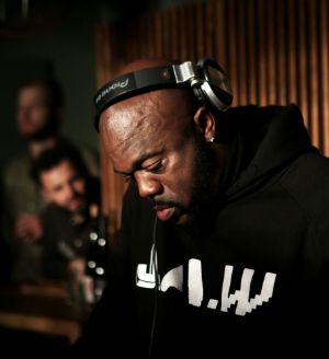 DJ Darryn Jones © Malte Seidel