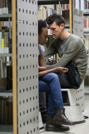 „Time has fallen asleep in the afternoon sunshine“ in Bologna