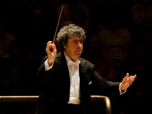 Semyon Bychkov © Rob Brimson