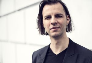 Teodor Currentzis © Robert Kittel / Sony Classical