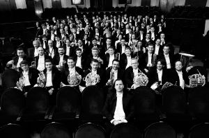 Orchestra MusicAeterna © Olya Runyova