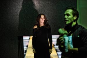 BEUTE FRAUEN KRIEG © Toni Suter / T+T Fotografie
