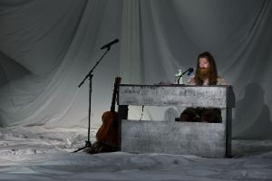 Musician Johannes Rieder in “Medea*”.