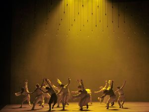Hofesh Shechter Company: Sun © Gabriele Zucca